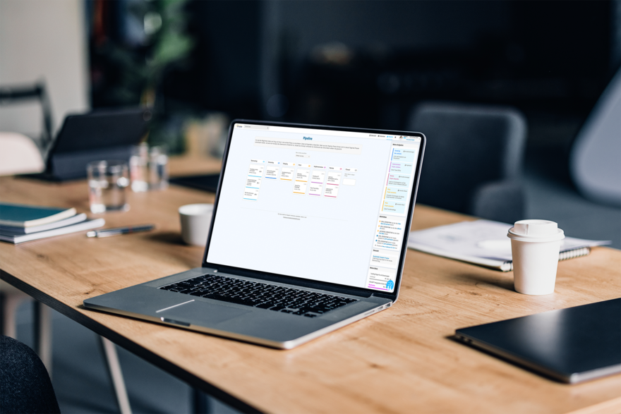 The screen of a laptop shows the pipeline view of the Mydea application.